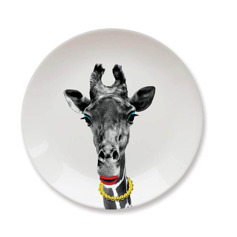 Wild Dining Giraffe